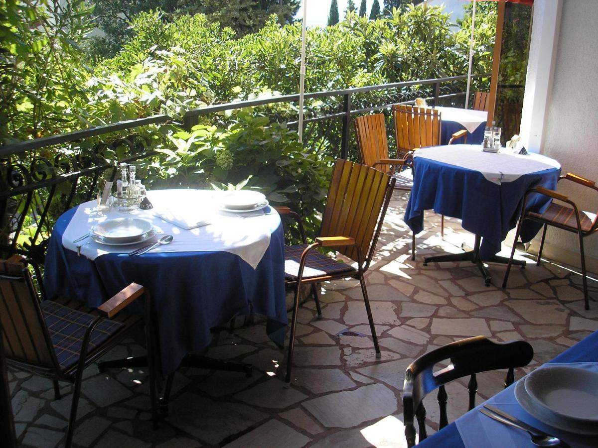 ツリクヴェニツァ Pansion Klaudija Bed & Breakfast エクステリア 写真