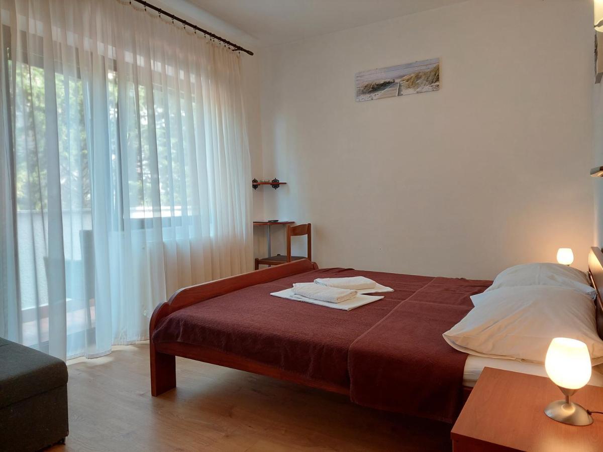 ツリクヴェニツァ Pansion Klaudija Bed & Breakfast エクステリア 写真